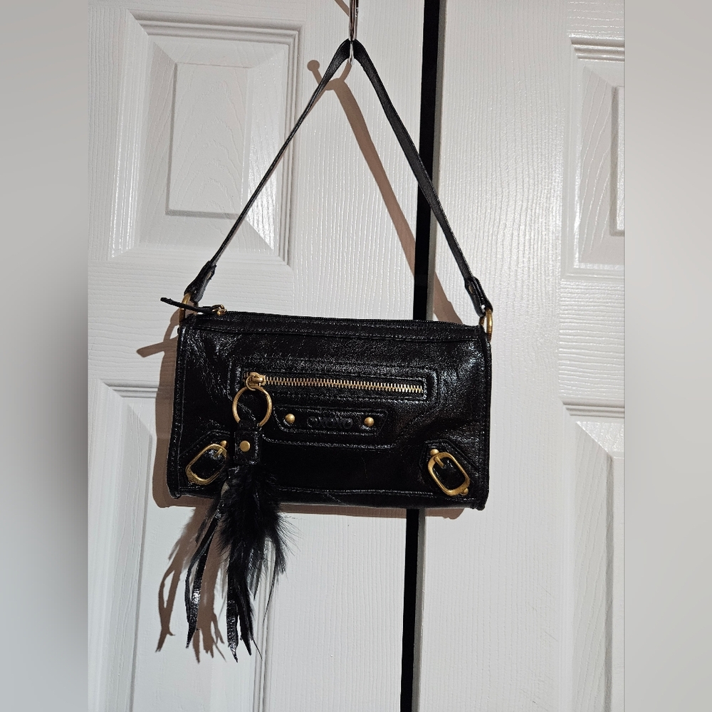 XOXO Mini Purse | Black Feather Key Ring